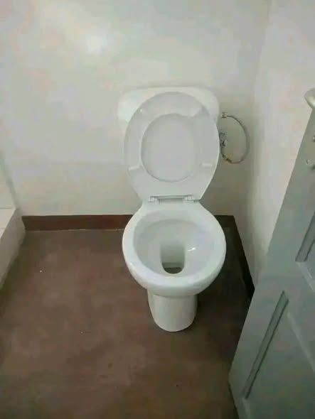 Trano Ahofa 1 ch. à louer — Ambanidia - photo 2