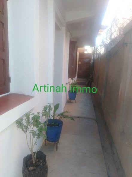 Trano Ahofa à louer — Ambatomainty - photo 3