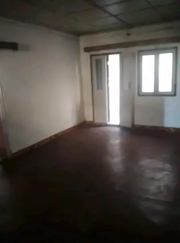 Trano Ahofa 1 ch. à louer — Ambanidia — 350 000 Ar | Fonenako