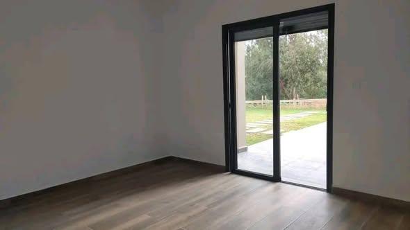 Maison 4 ch. à louer — Ilafy - photo 1