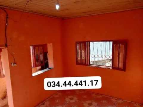 Trano Ahofa 1 ch. à louer — Antehiroka — 160 000 Ar | Fonenako