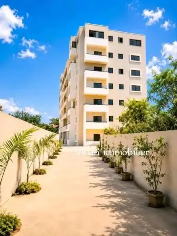 Bureau 3 ch. 130 m² à vendre — Analamahitsy