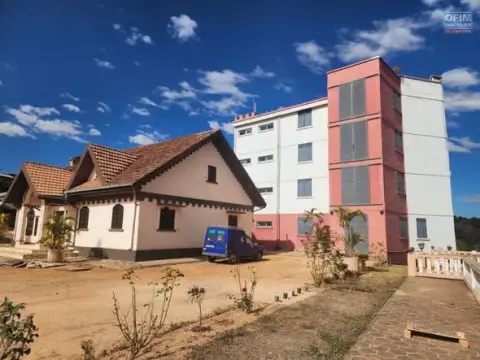 Bureau 3 000 m² meublé à louer… — 14 850 000 Ar | Fonenako