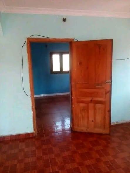 Trano Ahofa 1 ch. à louer — Ambohitrarahaba - photo 3
