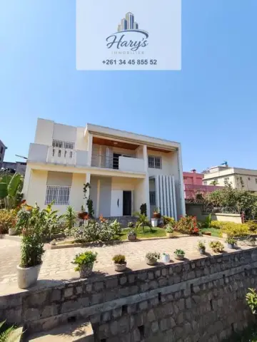 Appartement 3 ch. à louer — Ivato — 3 500 000 Ar | Fonenako
