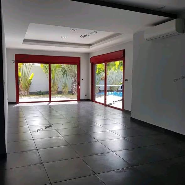 Appartement 3 ch. 225 m² à louer — Ankadimbahoaka - photo 2