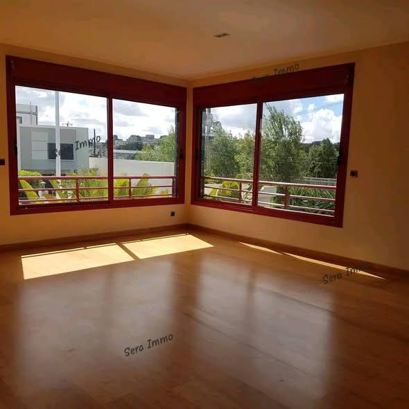 Appartement 3 ch. 225 m² à louer — Ankadimbahoaka - photo 3