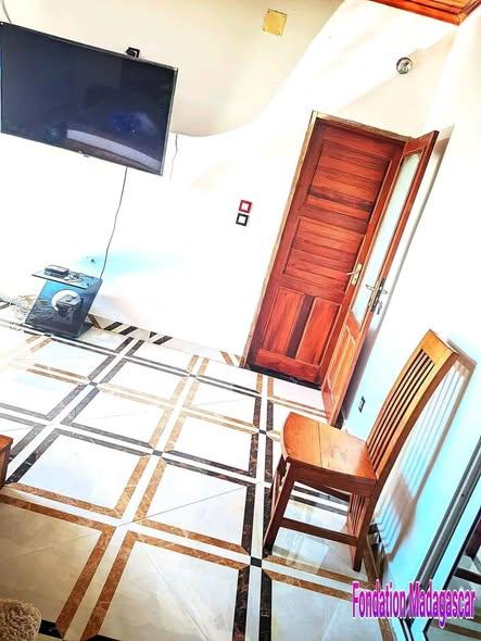 Appartement 4 ch. à louer — Toamasina - photo 3