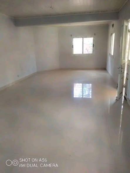 Entrepôt 45 m² à louer — Ambomahitsy - photo 2