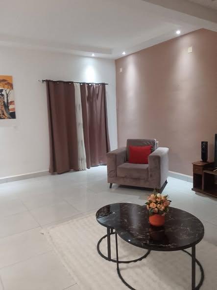 Maison 3 ch. à louer — Toamasina - photo 1