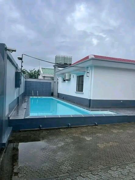 Maison 3 ch. à louer — Toamasina - photo 1