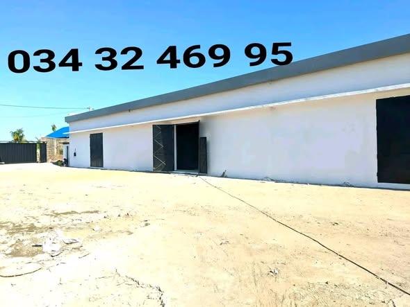 Entrepôt 250 m² à louer — Toamasina - photo 2