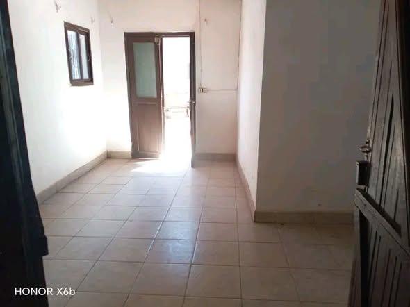 Trano Ahofa à louer — Andohanimandroseza - photo 2