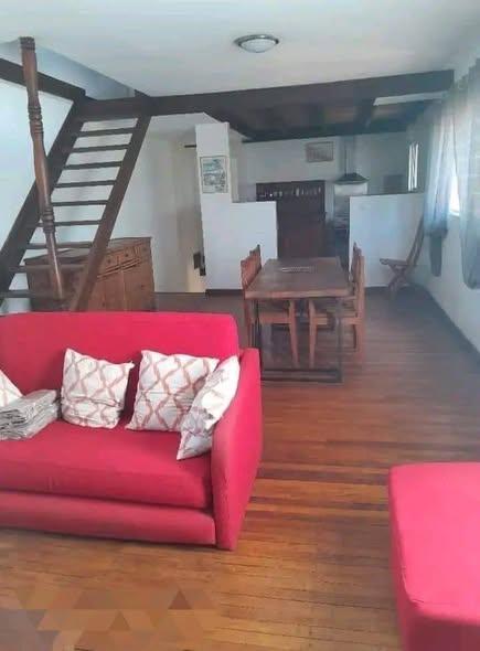 Appartement 1 ch. à louer — Ambatoroka - photo 3