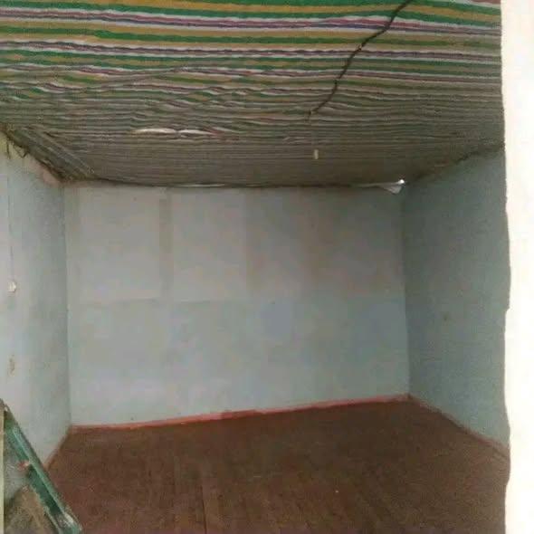 Trano Ahofa 1 ch. à louer — Bemasoandro - photo 1