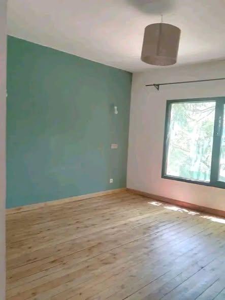 Maison 3 ch. à louer — Ambohibao - photo 4