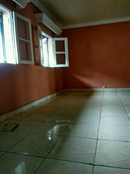 Maison 2 ch. à louer — Tanjombato - photo 2