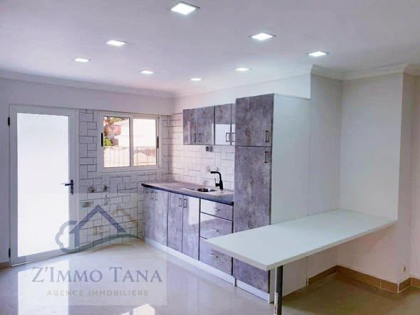 Appartement 2 ch. à louer — Ampasanimalo - photo 2