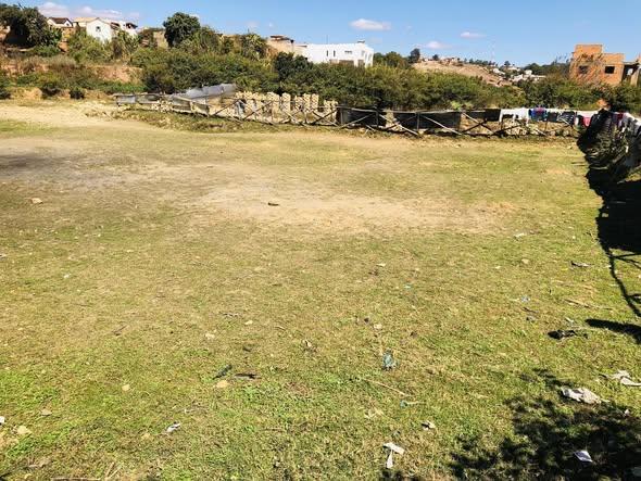 Terrain 600 m² à vendre — Bypass - photo 1