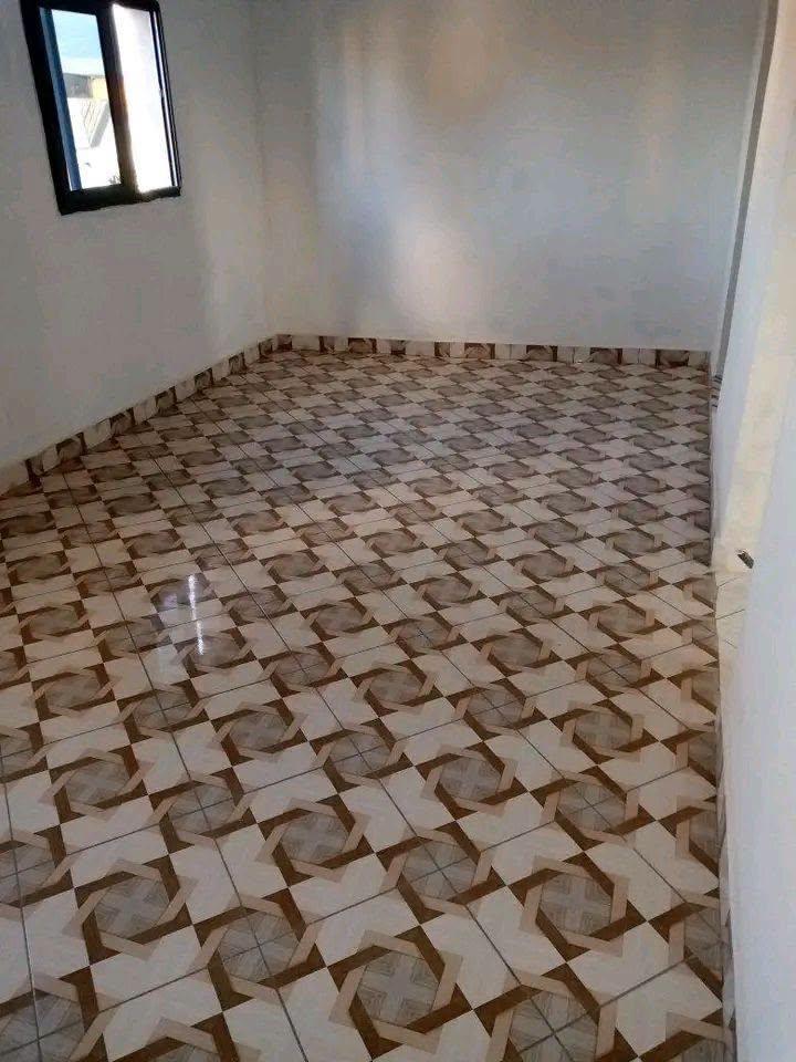 Trano ahofa 2 pièces au 2e étage — Namontana, Antananarivo - photo 3