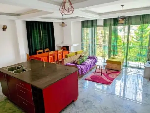 Appartement 3 ch. à louer — Ambatoroka — 2 000 000 Ar | Fonenako