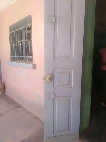 Trano Ahofa 1 ch. à louer — Alasora - photo 1