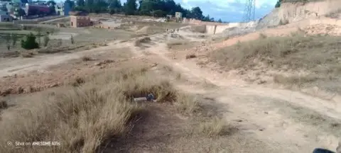 Terrain 300 m² à vendre — Ampitatafika — 9 000 000 Ar | Fonenako
