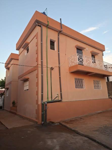 Maison 5 ch. à vendre — Andoharanofotsy - photo 2
