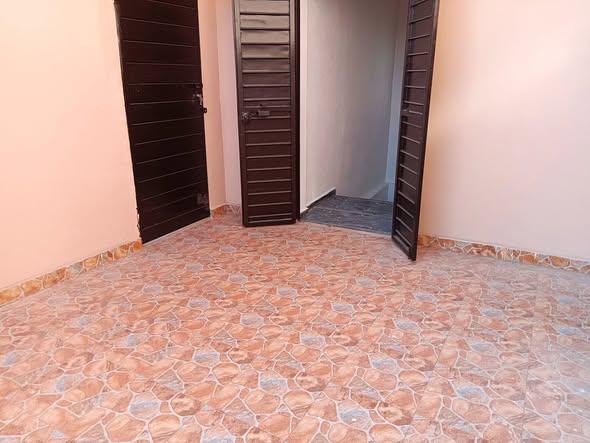 Maison 5 ch. à vendre — Andoharanofotsy - photo 4