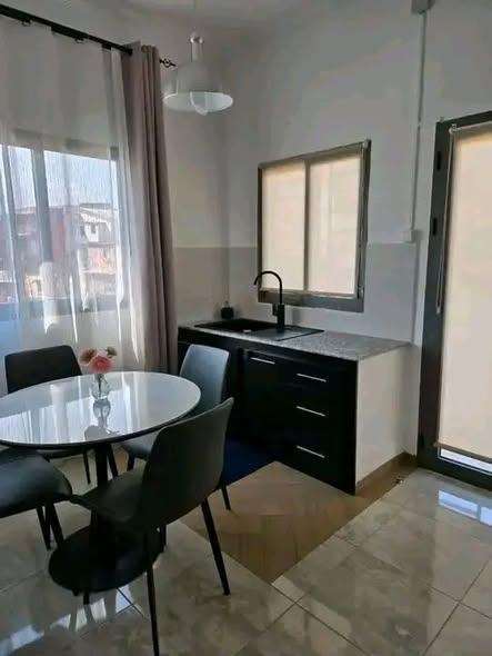 Appartement 2 ch. à louer — Antanimena - photo 2