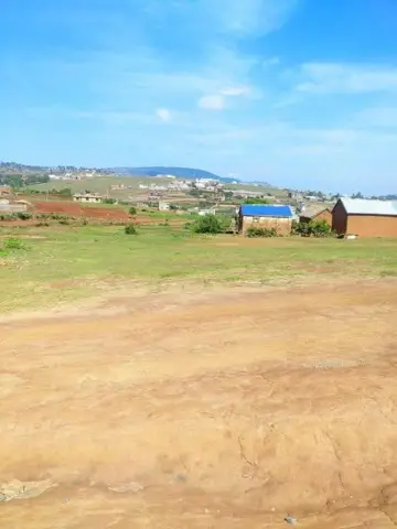 Terrain 2 800 m² à vendre… — 112 000 000 Ar | Fonenako