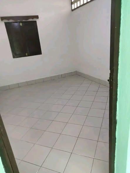 Trano Ahofa à louer — Mahajanga - photo 3