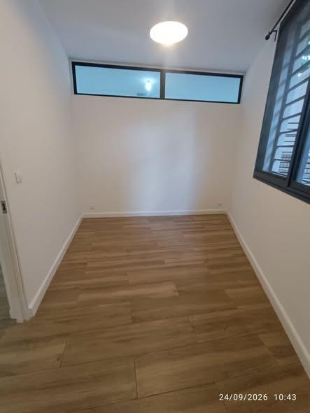 Appartement 1 ch. à louer — Ambatobe - photo 5