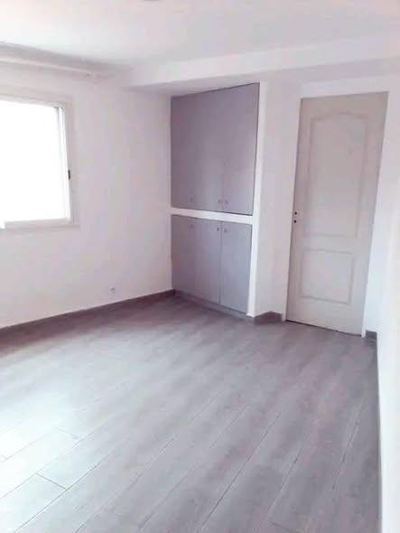 Appartement 1 ch. 850 m² à vendre — Ambatobe - photo 2