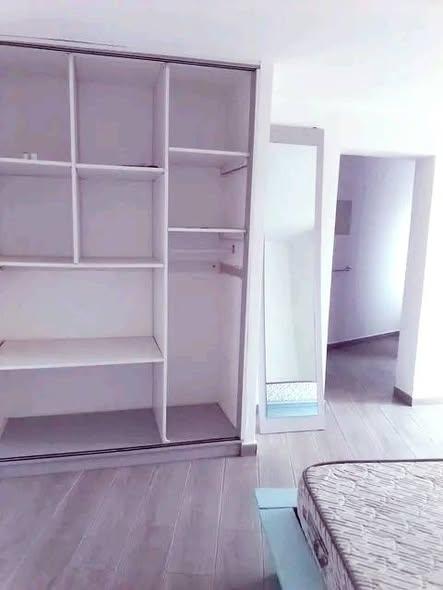 Appartement 1 ch. 850 m² à vendre — Ambatobe - photo 4
