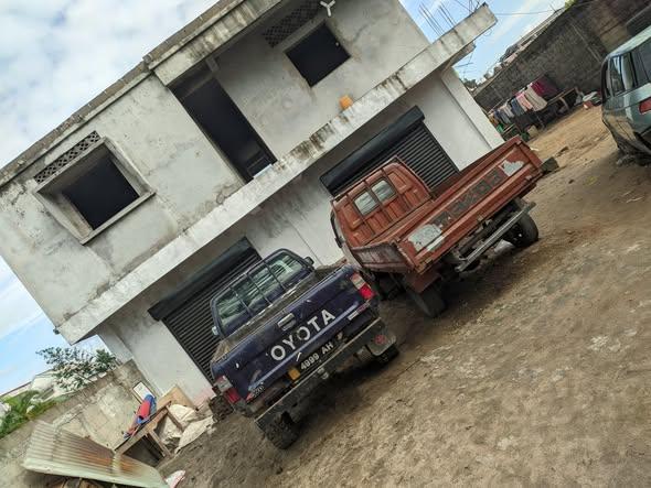 Entrepôt 100 m² à louer — Toamasina - photo 3