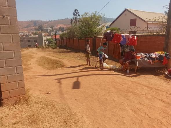 Terrain à vendre — Ambohibao - photo 4