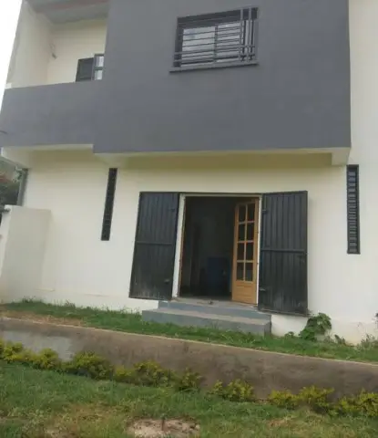Maison 4 ch. à vendre — Ambohijanahary — 2 000 000 Ar | Fonenako