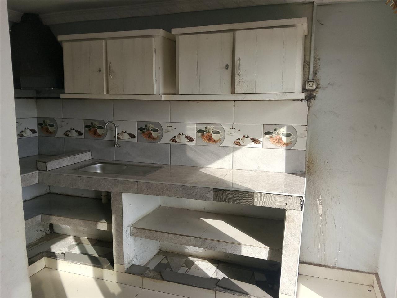 Maison entière F3 2 chambres — Soavimbahoaka Ampasapito, Antananarivo - photo 6