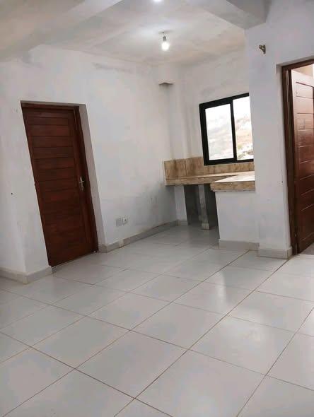 Trano Ahofa à louer — Alasora - photo 1