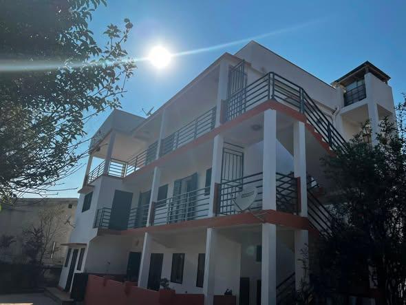 Appartement 2 ch. à louer — Ambohibao - photo 1
