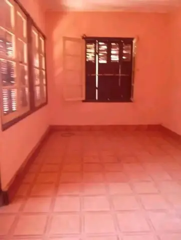 Maison 2 ch. à louer — Ivato — 600 000 Ar | Fonenako