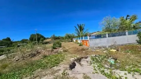 Terrain 300 m² à vendre — Antsiranana