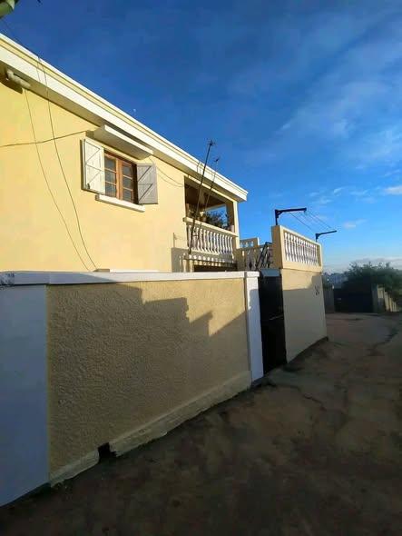 Maison 2 ch. à vendre — Ambohijanahary - photo 3