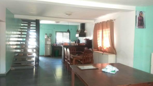 Maison 5 ch. 200 m² à louer — Ambohidratrimo - photo 2