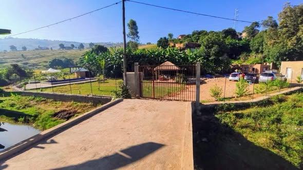 Local commercial 300 m² à vendre — Antananarivo - photo 2