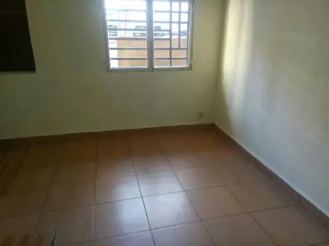 Trano Ahofa à louer — Andohanimandroseza — 340 000 Ar | Fonenako