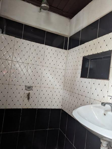 Appartement 1 ch. à louer — Ambanidia - photo 5