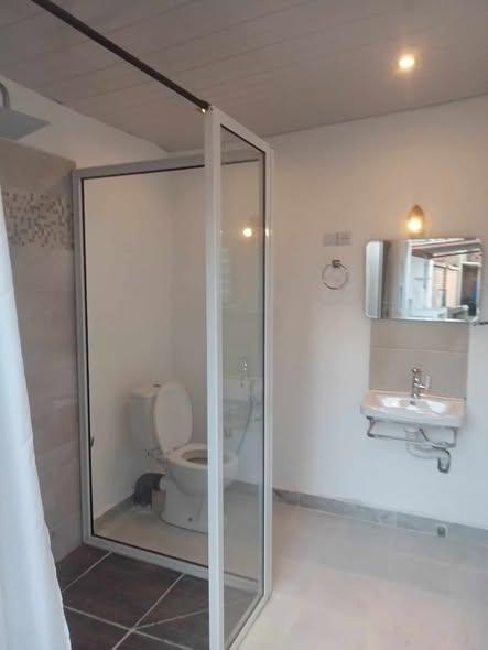 Maison 3 ch. à louer — Ambohibao - photo 4