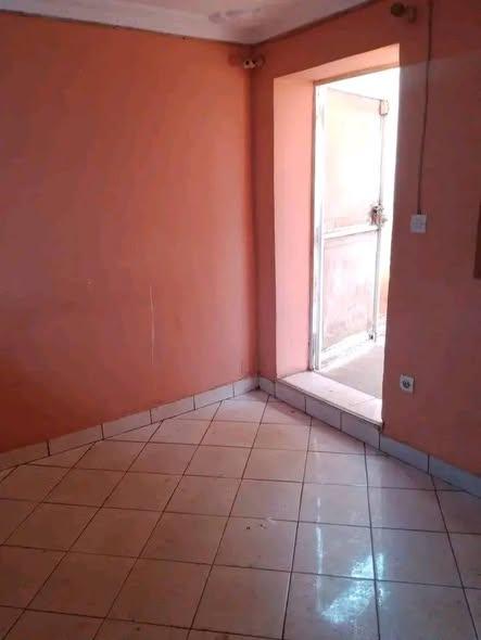Appartement 1 ch. à louer — Soavimasoandro - photo 3